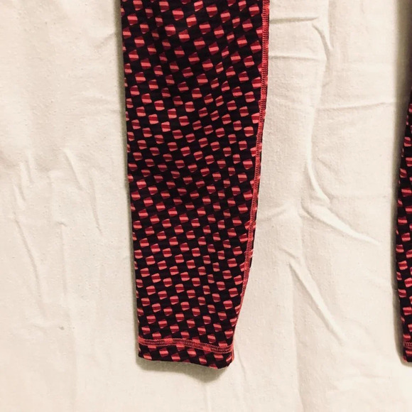 Lululemon Size 4 Wunder Under Leggings - Picture 12 of 16